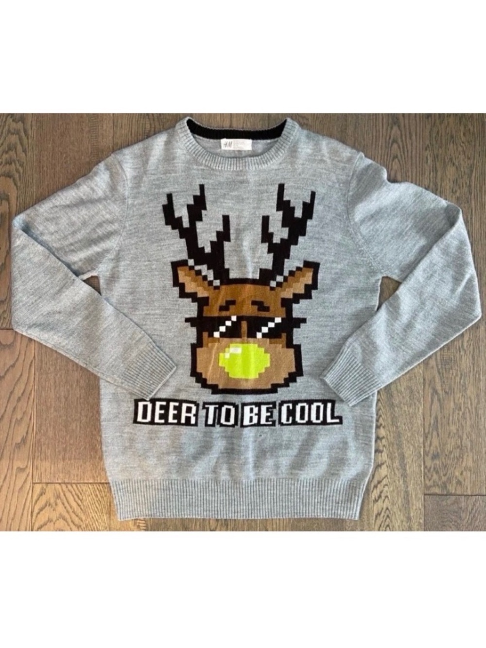 LIKE NEW H&M Boys Grey Reindeer Christmas Festive Holiday Sweater Size 12-14Y